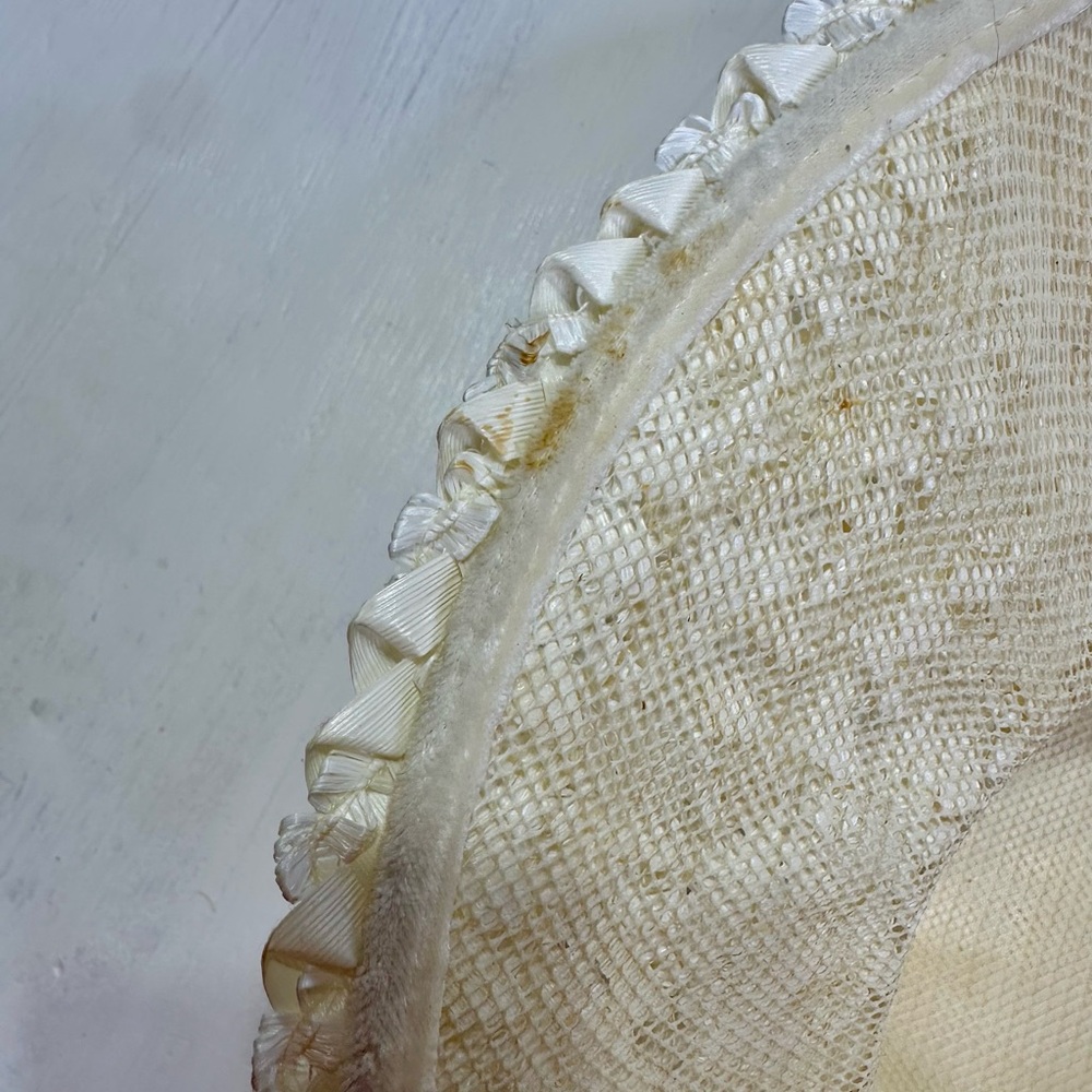 Vintage Ivory Ribbon Brim Church Derby Hat Bow Accent Textured Brim - Picture 14 of 16
